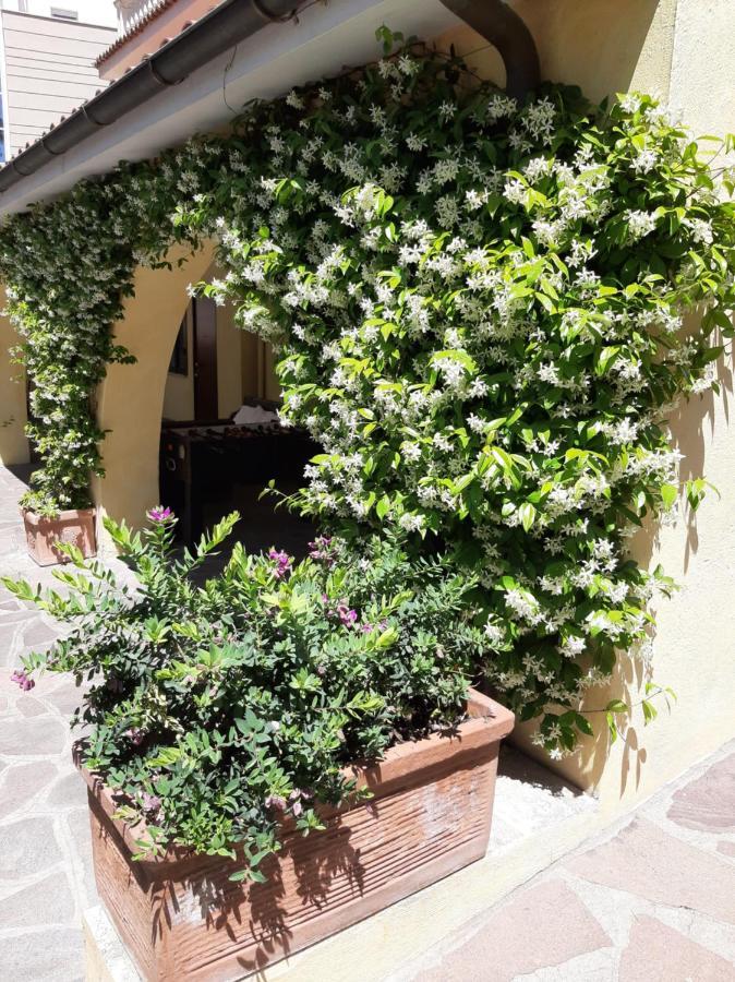 Villa Orsini Roma Exterior foto